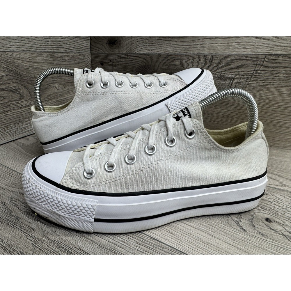 Converse Chuck Taylor All Star Lift Platform Women's 7.5 White Sneakers 560251F